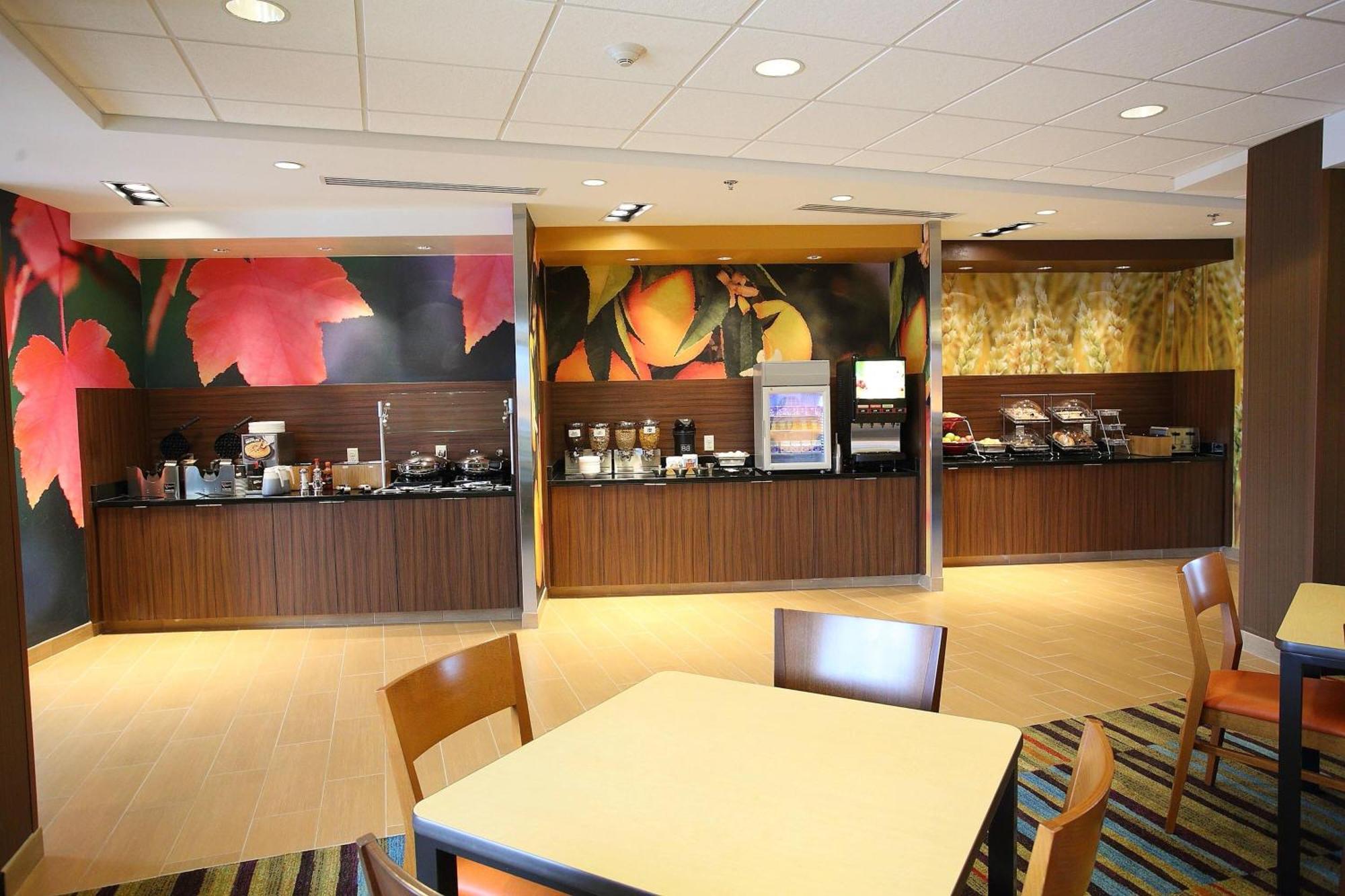 Fairfield Inn & Suites By Marriott East Grand Forks Екстер'єр фото