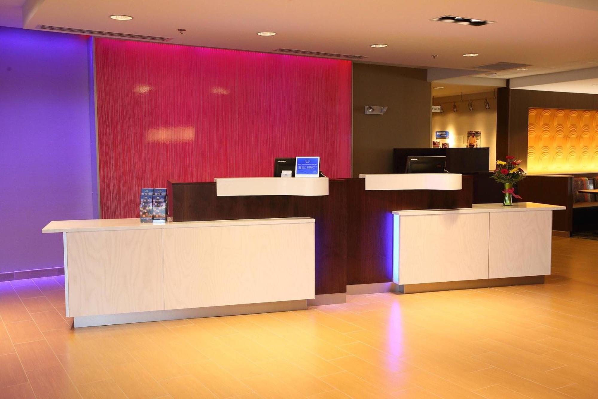 Fairfield Inn & Suites By Marriott East Grand Forks Екстер'єр фото